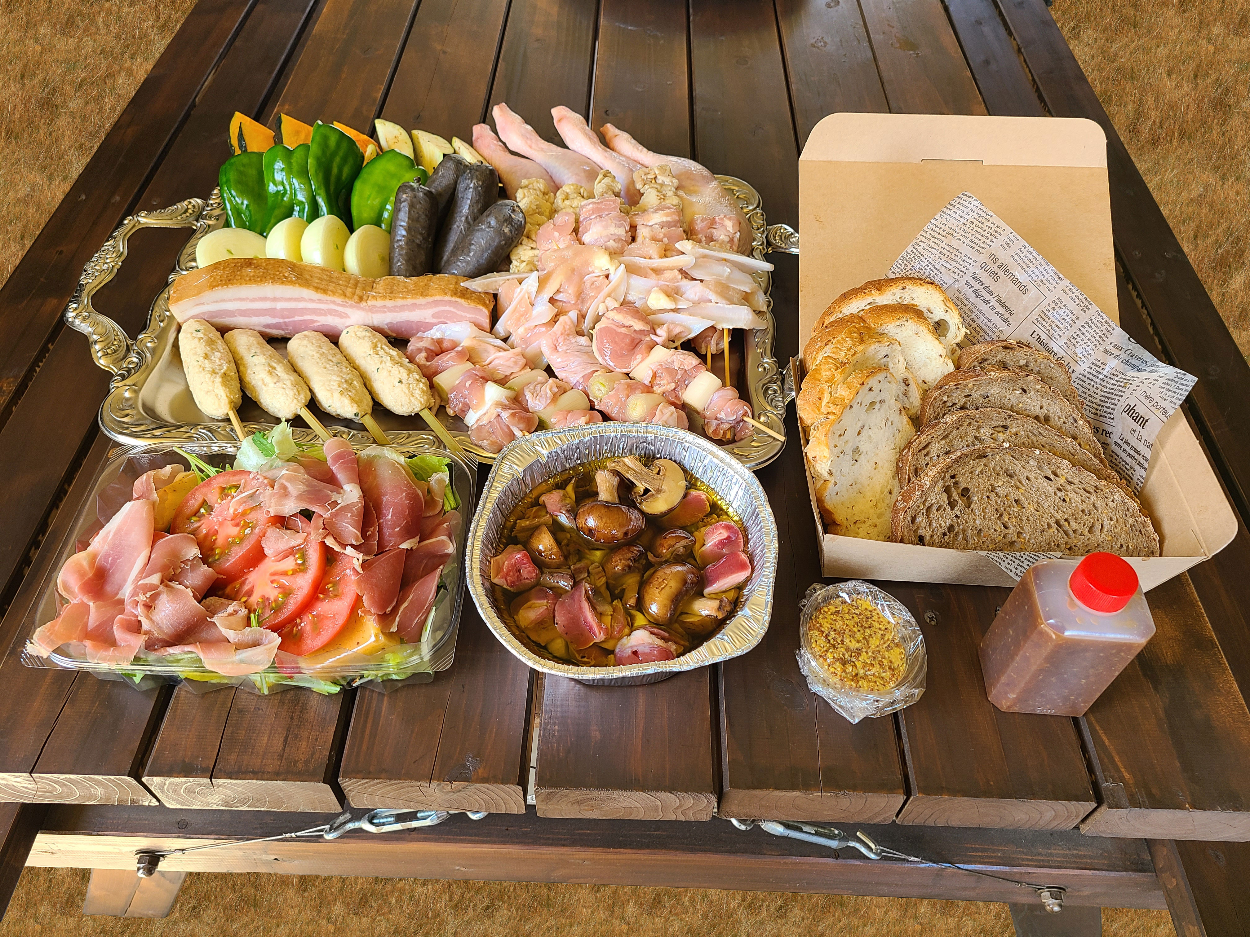 里山グリルBBQ食材特設